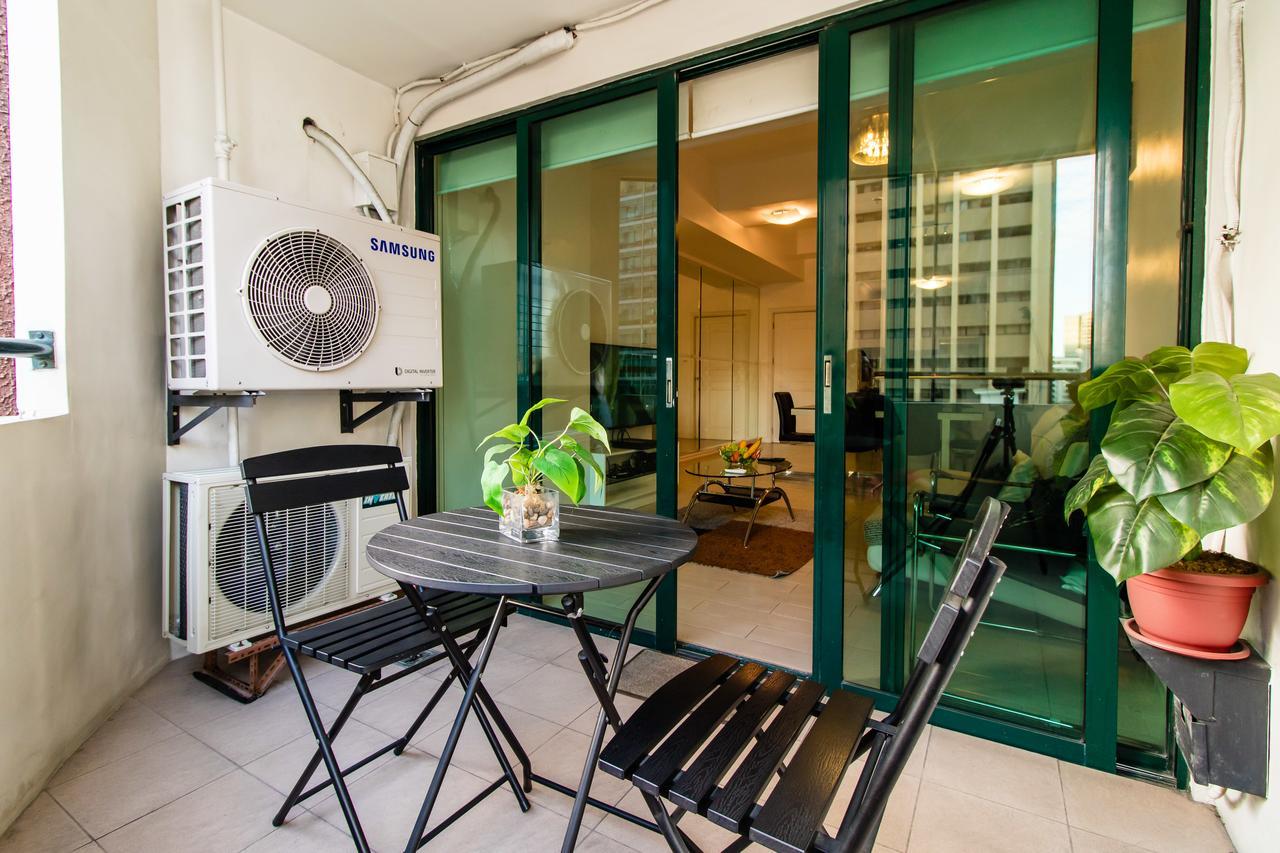 Luxury Spacious 2Br In Salcedo Village Manila Exteriör bild